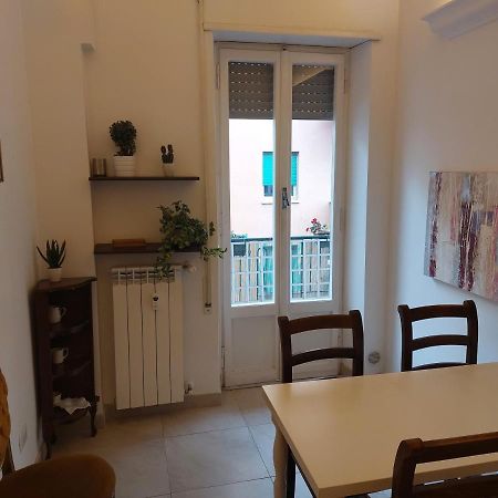 Casa Giova: Bilocale Con Balcone Al Gianicolo Apartment Rome Luaran gambar
