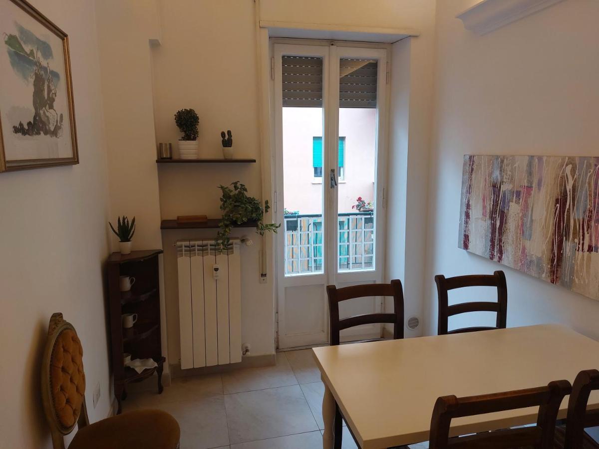 Casa Giova: Bilocale Con Balcone Al Gianicolo Apartment Rome Luaran gambar