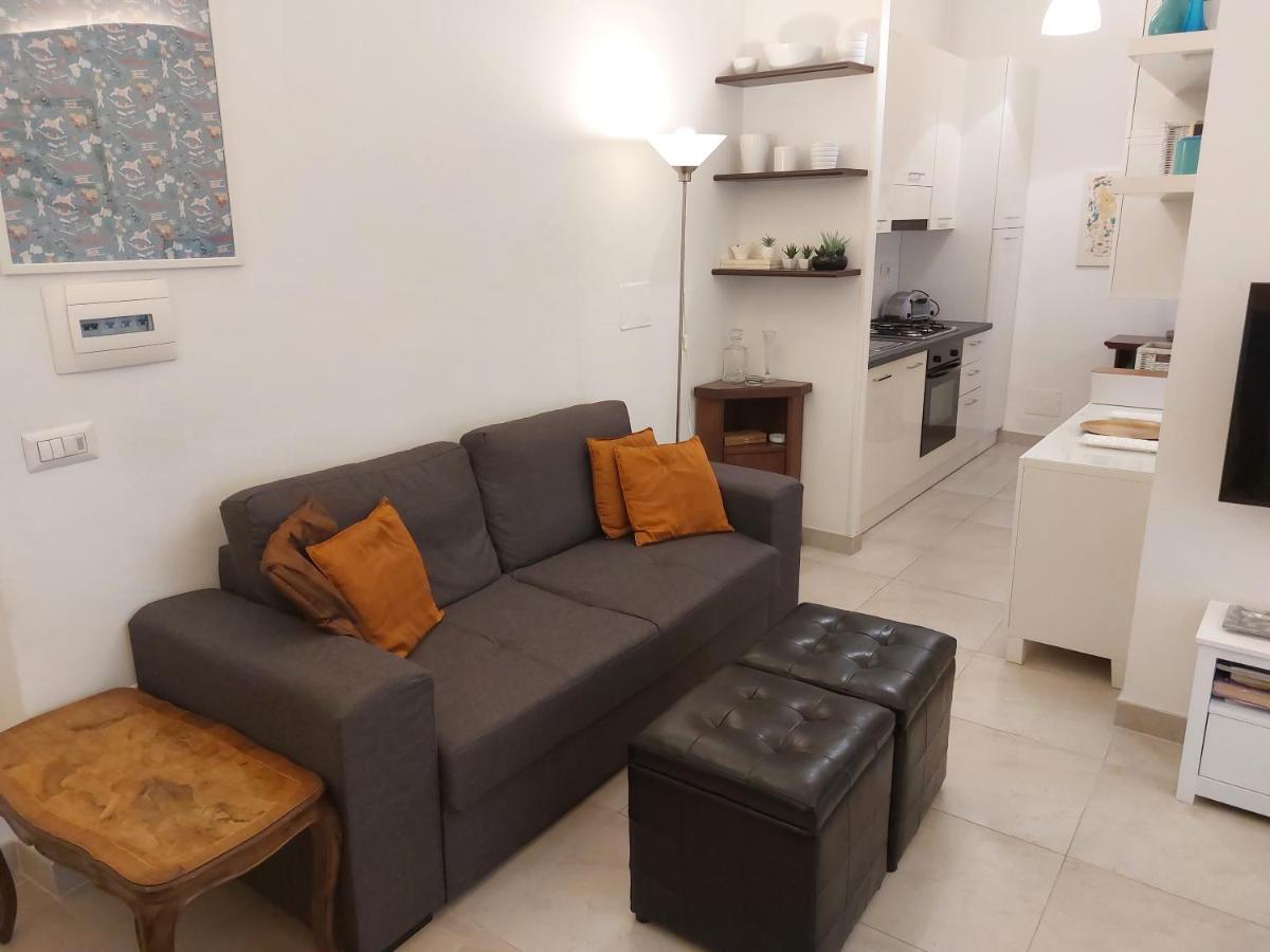 Casa Giova: Bilocale Con Balcone Al Gianicolo Apartment Rome Luaran gambar